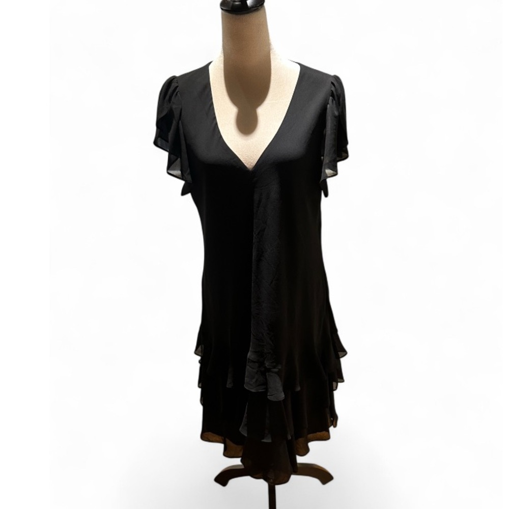 Black Ralph Lauren Georgette Drop-Waist V-neck tiered knee length dress
Size
12